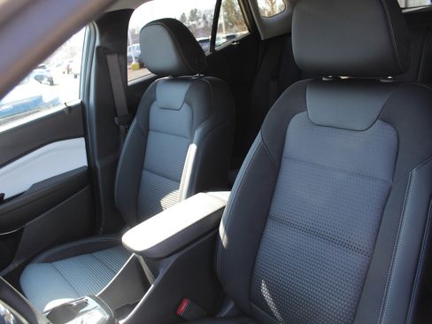 New 2026 Chevrolet Trax LT w/ LT Convenience Package image 9