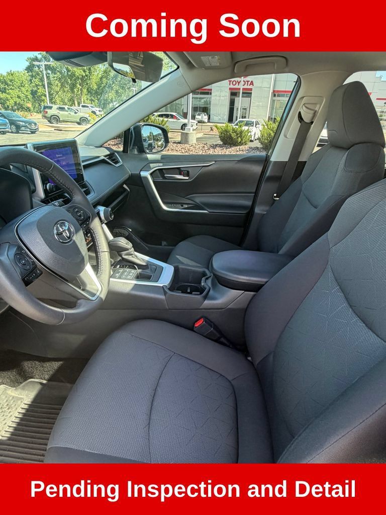 Used 2024 Toyota RAV4 XLE w/ Convenience Package AWD/4WD image 10