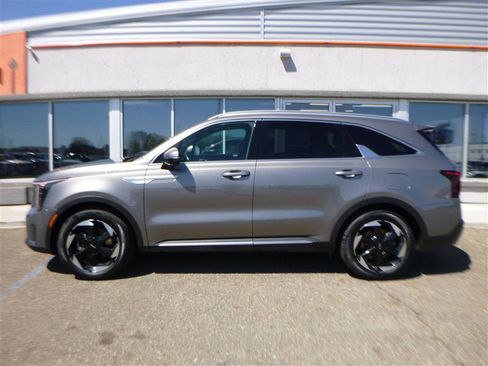 Used 2025 Kia Sorento SX Prestige AWD/4WD image 2