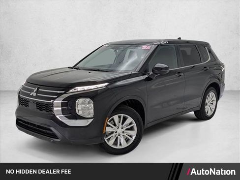 Used 2025 Mitsubishi Outlander ES AWD/4WD image 1