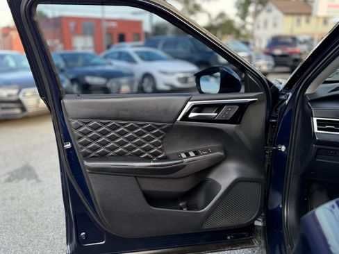 Used 2022 Mitsubishi Outlander SEL image 16