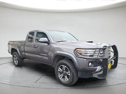 Used 2017 Toyota Tacoma TRD Sport w/ Premium & Technology Package