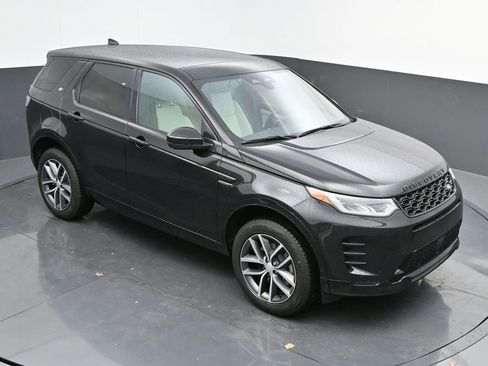 Used 2025 Land Rover Discovery Sport Dynamic SE image 34