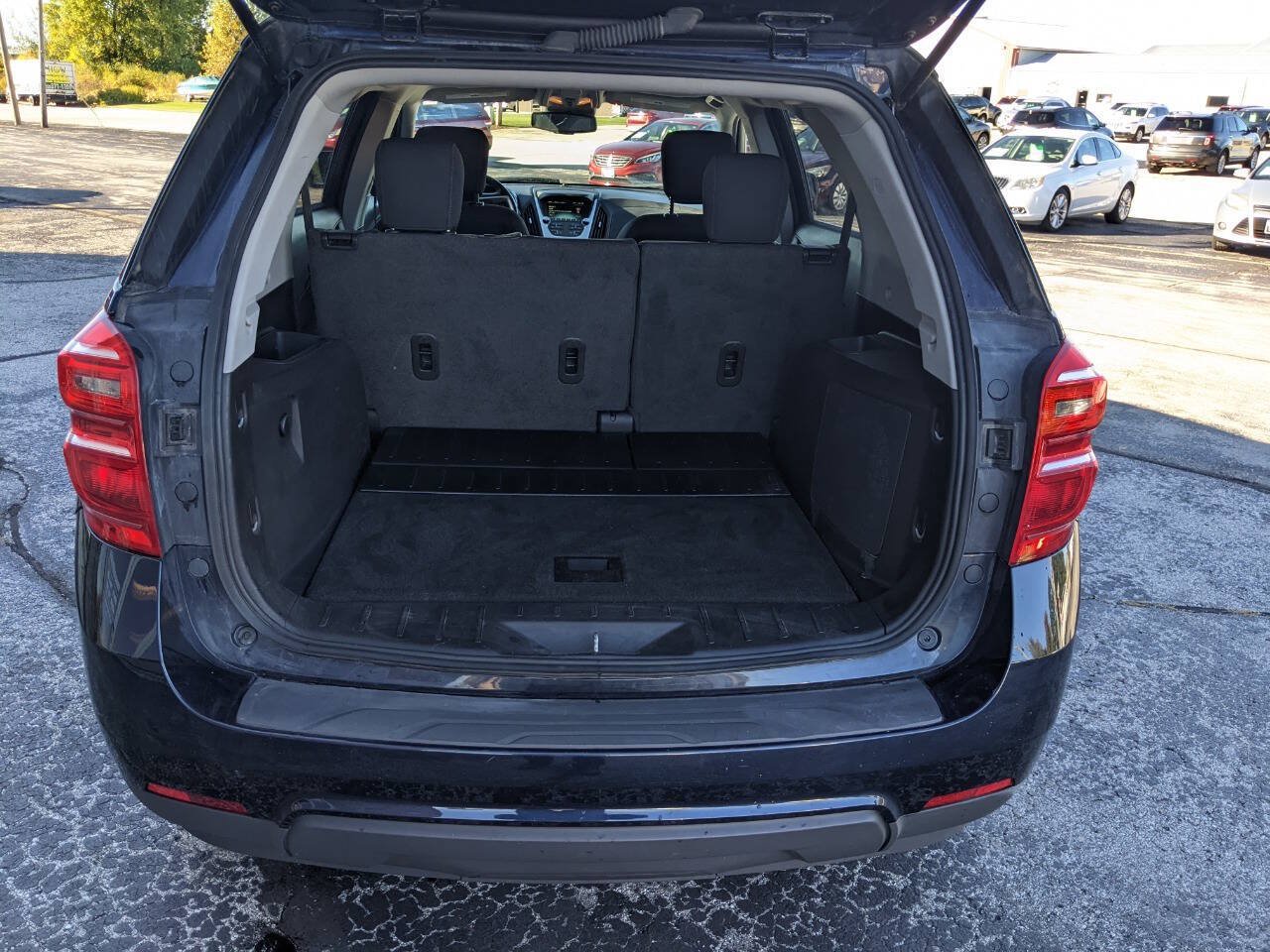 Used 2017 Chevrolet Equinox LT w/ Convenience Package FWD image 21