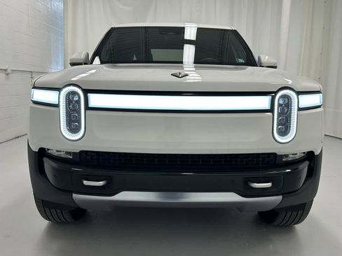 Used 2023 Rivian R1T Adventure image 5