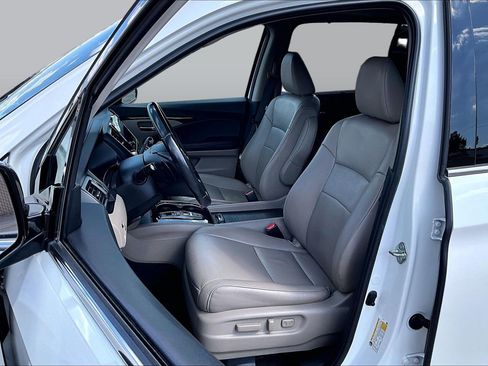 Used 2019 Honda Pilot Touring image 26