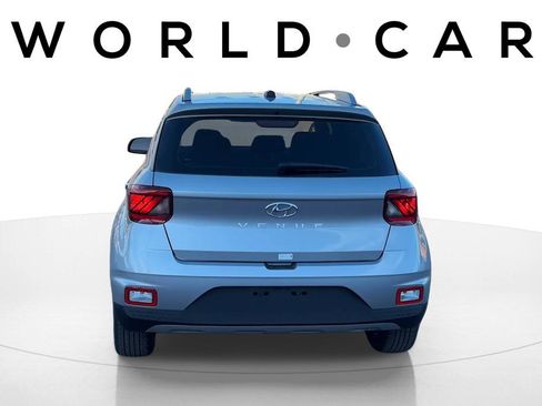 New 2026 Hyundai Venue SEL FWD image 4
