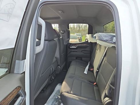 New 2026 GMC Sierra 1500 Elevation image 8