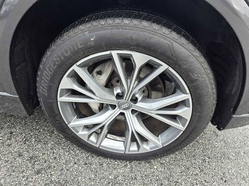 Used 2020 Audi Q8 Premium w/ Black Optic Package image 9