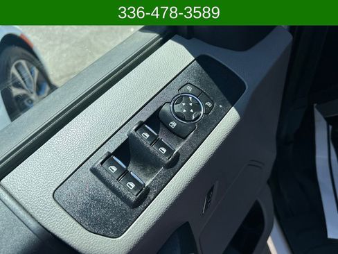 Used 2022 Ford F250 XL w/ Power Equipment Group AWD/4WD image 11