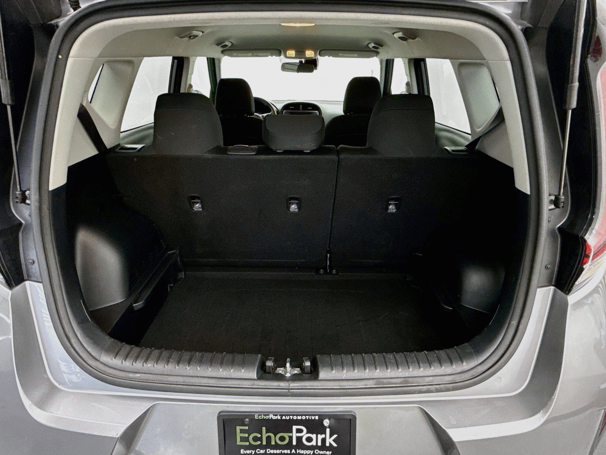 Used 2025 Kia Soul LX w/ LX Technology Package FWD image 27