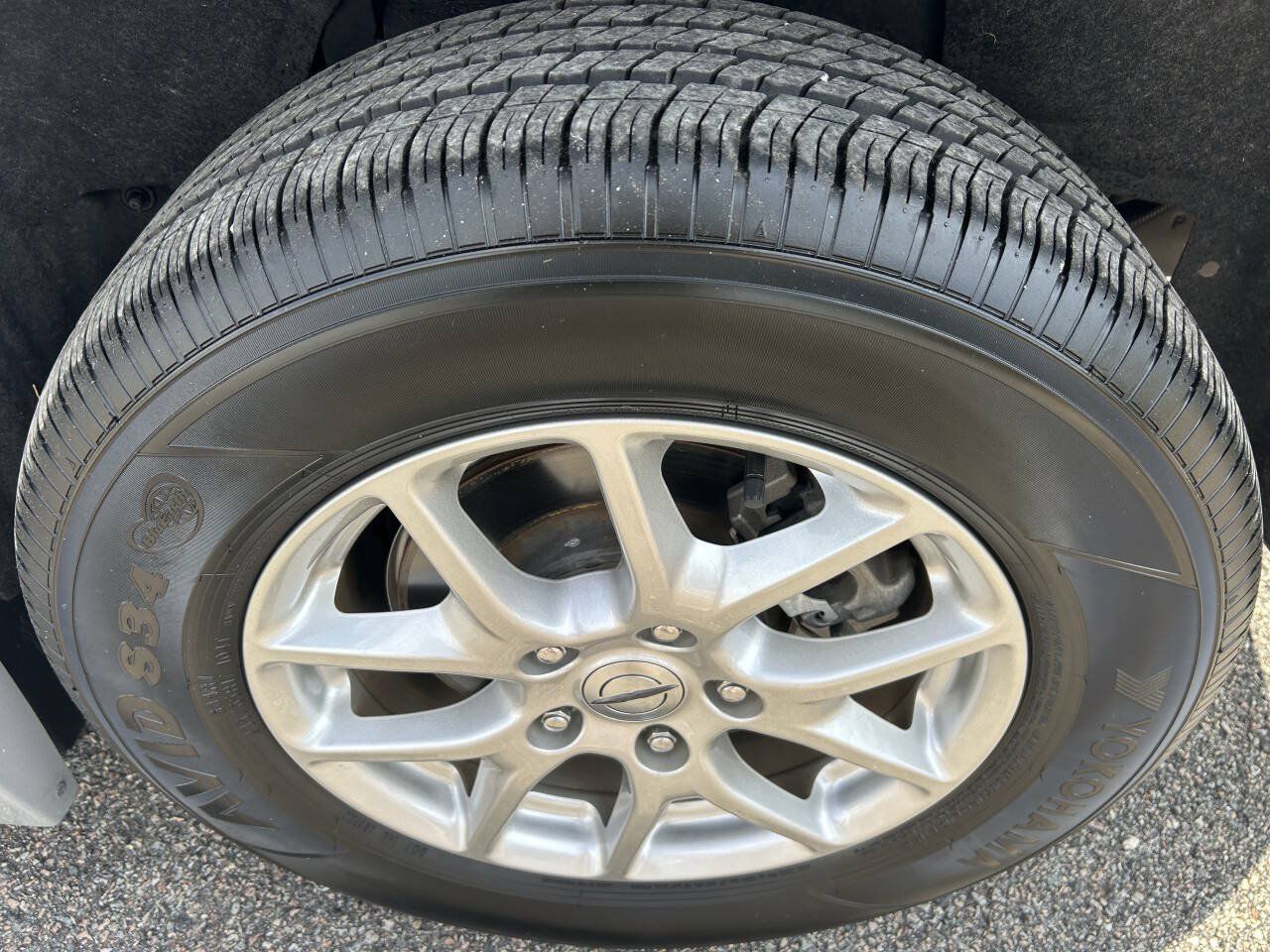 Used 2024 Chrysler Pacifica Touring-L FWD image 38