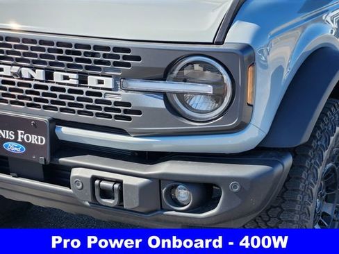 New 2026 Ford Bronco Badlands image 8