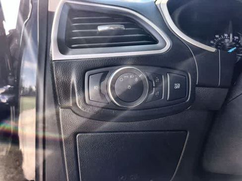 Used 2020 Ford Edge SEL AWD/4WD image 29