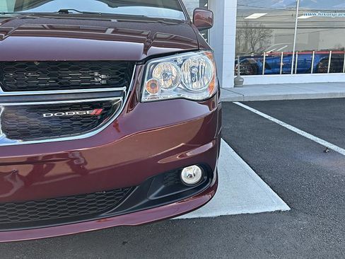 Used 2019 Dodge Grand Caravan SXT w/ Driver Convenience Group FWD image 20