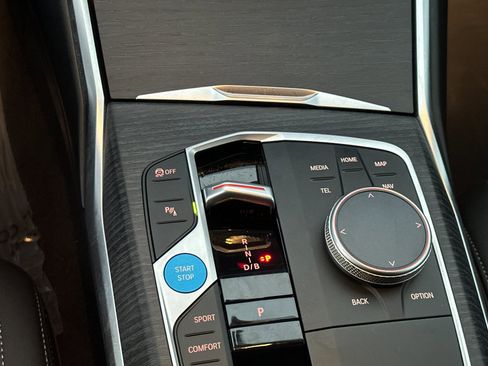 Used 2025 BMW i4 eDrive40 w/ Driving Assistance Package image 19