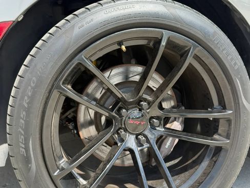 Used 2018 Dodge Charger R/T Scat Pack RWD image 9