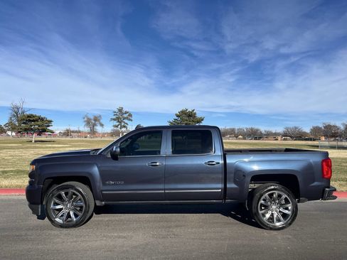 Used 2018 Chevrolet Silverado 1500 LTZ Z71 w/ Centennial Edition image 3