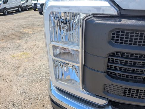 New 2026 Ford F250 XL AWD/4WD image 10