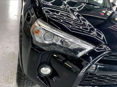 Used 2015 Toyota 4Runner SR5 image 33