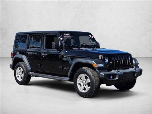 Used 2023 Jeep Wrangler Sport S image 3