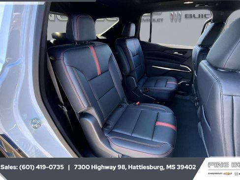New 2026 Chevrolet Traverse RS FWD image 20