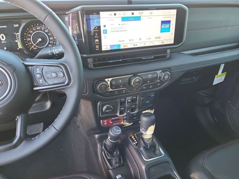 New 2026 Jeep Gladiator Rubicon w/ Safety Group image 12