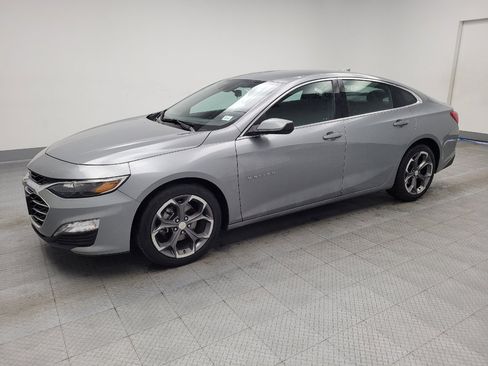 Used 2024 Chevrolet Malibu LT image 2