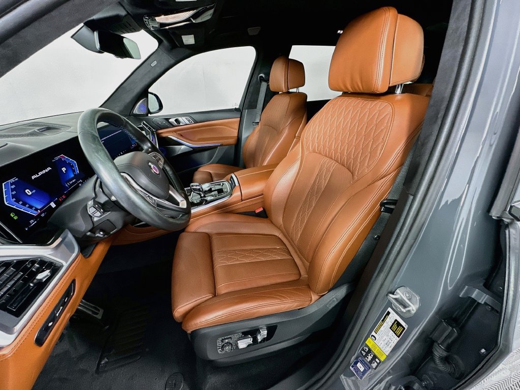 Used 2024 BMW ALPINA XB7 AWD/4WD image 21