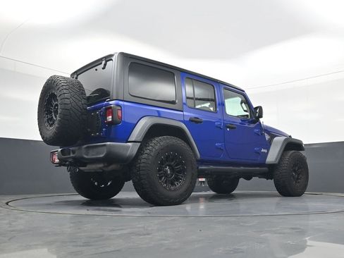 Used 2018 Jeep Wrangler Unlimited Sport image 21