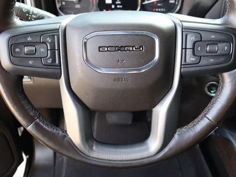 Used 2022 GMC Sierra 1500 Denali w/ Denali Reserve Package AWD/4WD image 12