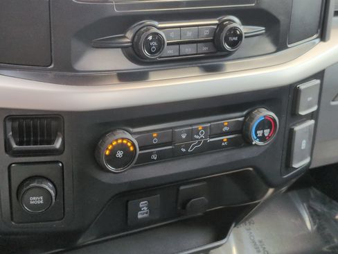 Used 2022 Ford F150 XL w/ Equipment Group 101A High RWD image 25