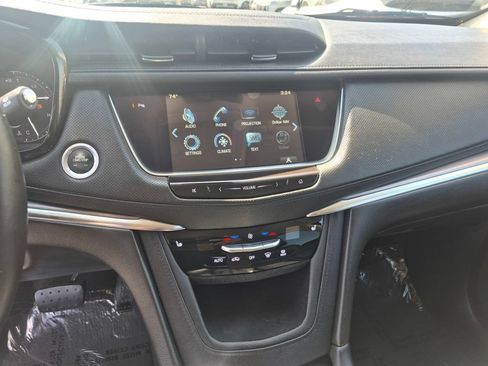 Used 2019 Cadillac XT5 Luxury FWD image 17
