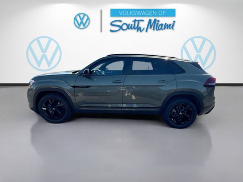 New 2026 Volkswagen Atlas Cross Sport SEL R-Line image 4