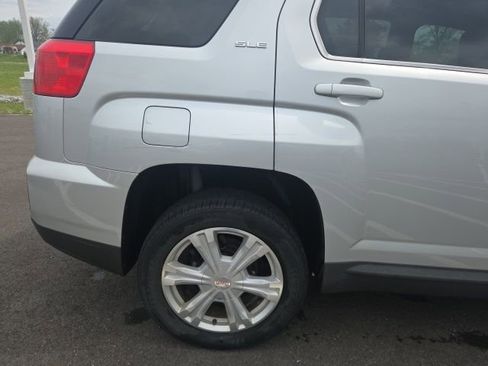 Used 2017 GMC Terrain SLE image 7