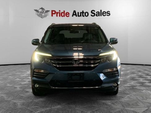 Used 2017 Honda Pilot Elite image 2