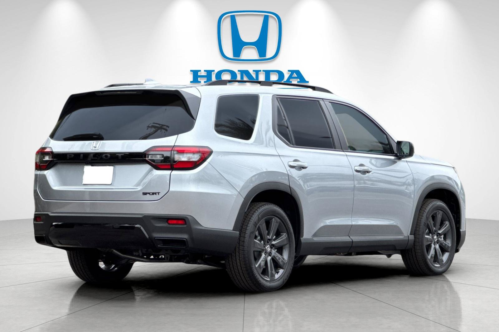 New 2026 Honda Pilot Sport image 6