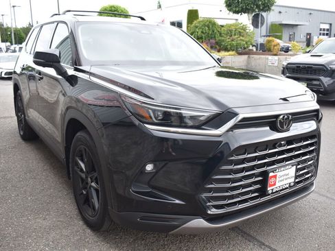 Certified 2026 Toyota Grand Highlander AWD image 3