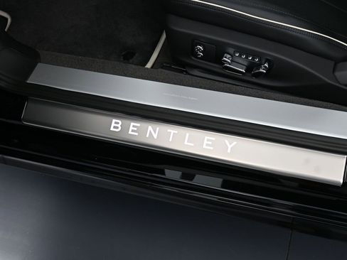 New 2026 Bentley Continental GTC AWD/4WD image 16