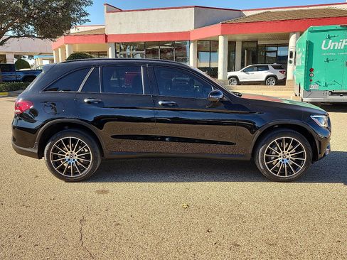 Used 2022 Mercedes-Benz GLC 300 4MATIC image 5