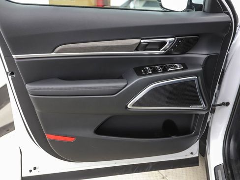 Used 2025 Kia Telluride SX Prestige X-Line image 9