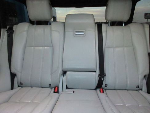 Used 2017 Land Rover Range Rover Long Wheelbase Supercharged image 19