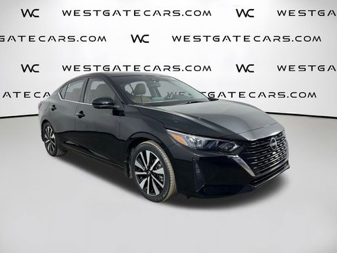 Used 2024 Nissan Sentra SV w/ SV Premium Package image 2