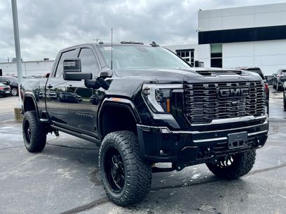 New 2026 GMC Sierra 3500 Denali w/ Denali Reserve Package