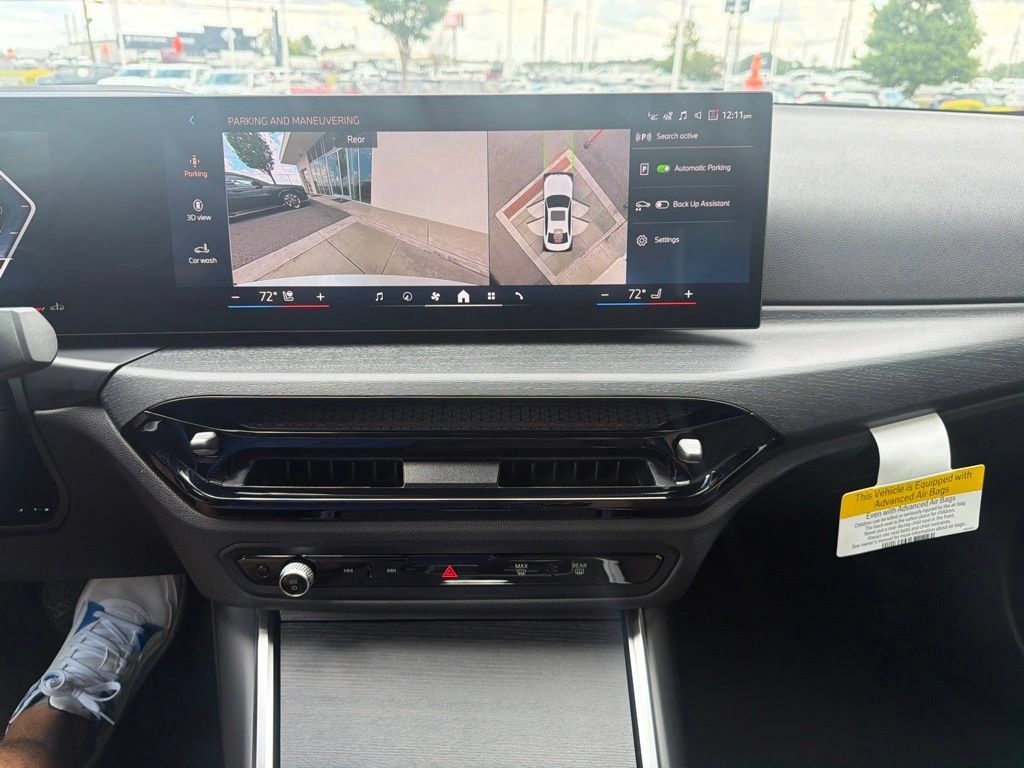 New 2026 BMW 330i Sedan w/ Premium Package RWD image 21