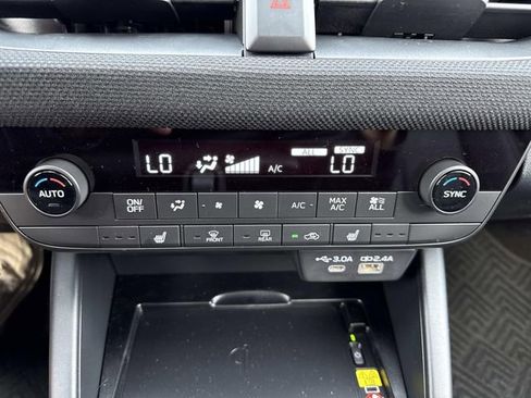 New 2026 Subaru Outback Limited AWD/4WD image 21