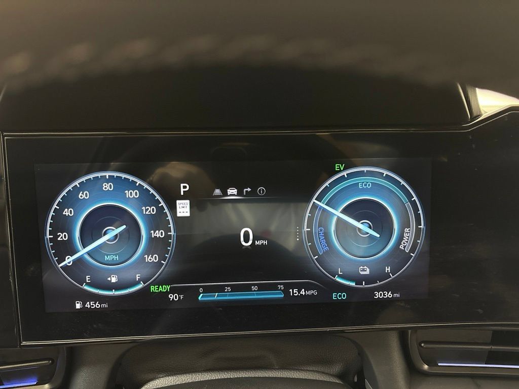 New 2025 Hyundai Elantra SEL FWD image 26