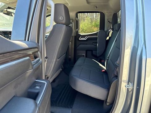 Used 2024 Chevrolet Silverado 1500 LT image 14