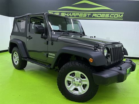 Used 2016 Jeep Wrangler Sport AWD/4WD image 1