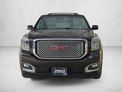 Used 2015 GMC Yukon Denali w/ Open Road Package image 2